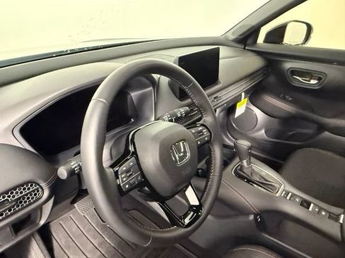 Used 2026 Honda HR-V Sport image 16