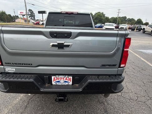 New 2026 Chevrolet Silverado 2500 ZR2 w/ LPO, Dark Essentials Package AWD/4WD image 10