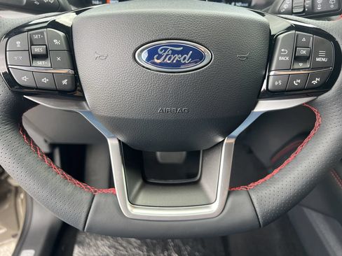 New 2026 Ford Explorer ST-Line w/ ST-Line Street Pack RWD image 9