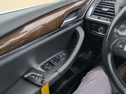 Used 2019 BMW X3 sDrive30i image 10