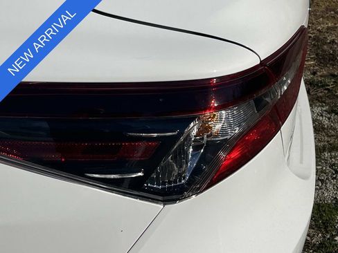 Used 2023 Toyota Camry LE image 9