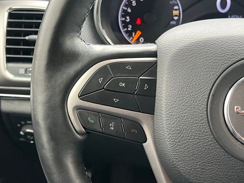 Used 2020 Jeep Grand Cherokee Limited image 28