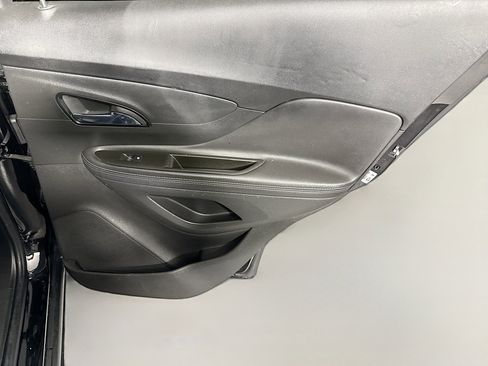 Used 2022 Buick Encore Preferred w/ Safety Package FWD image 35