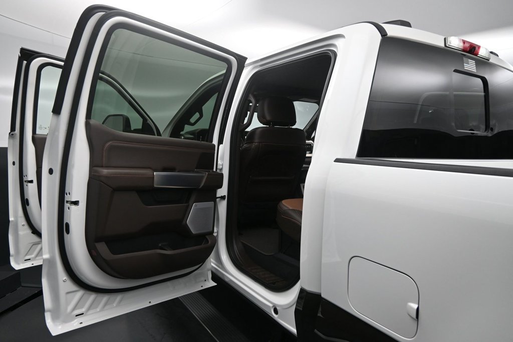 Used 2025 Ford F250 King Ranch AWD/4WD image 19