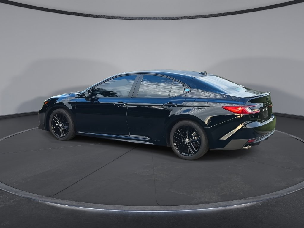 Used 2025 Toyota Camry SE FWD image 6