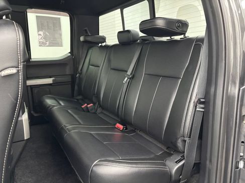 Used 2018 Ford F150 Lariat w/ Equipment Group 502A Luxury AWD/4WD image 36