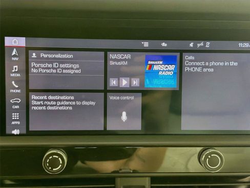 Certified 2023 Porsche Macan S w/ Premium Package Plus AWD/4WD image 21