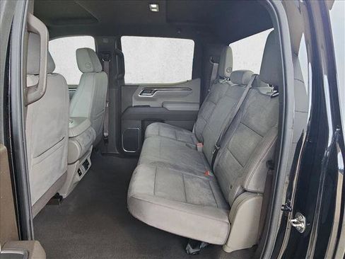 Used 2025 Chevrolet Silverado 1500 LT AWD/4WD image 24