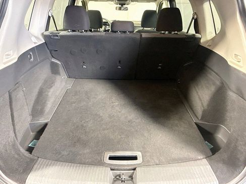 Used 2021 Nissan Rogue S FWD image 23