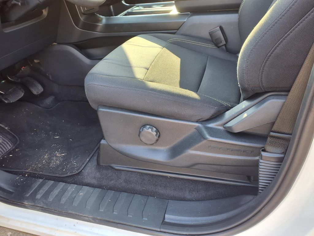 Used 2025 Ford F150 STX w/ Equipment Group 200A RWD image 15