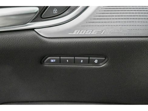 Certified 2024 Cadillac XT5 Premium Luxury image 16