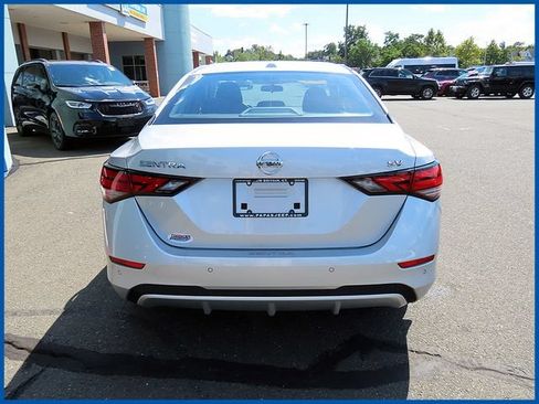 Used 2021 Nissan Sentra SV FWD image 6