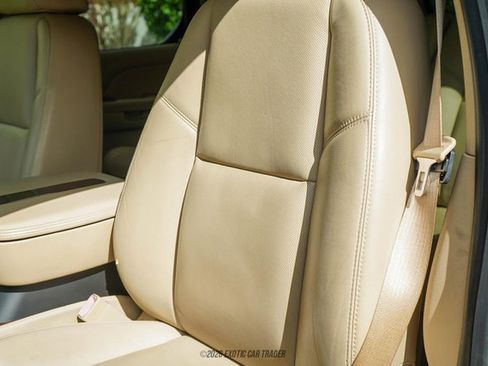 Used 2009 Cadillac Escalade AWD image 26