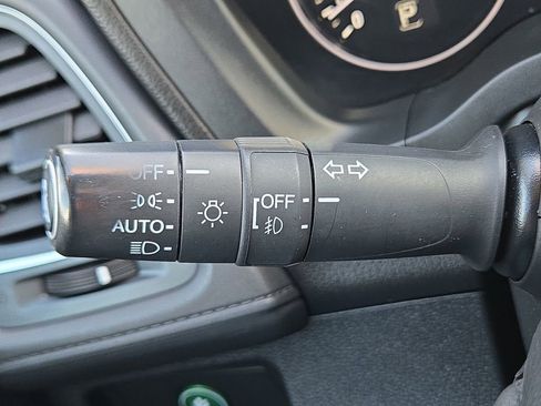 Used 2017 Honda HR-V EX-L image 29