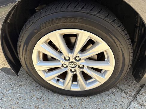 Used 2024 Toyota Corolla LE image 7