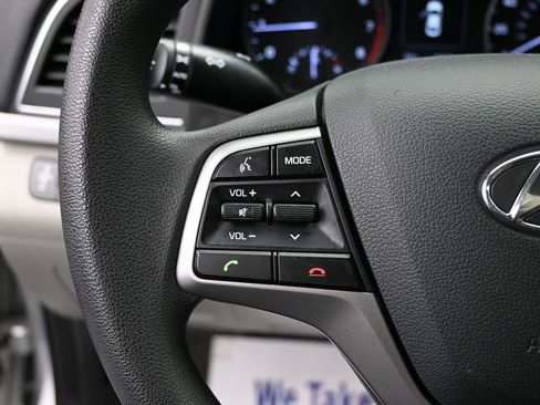 Used 2018 Hyundai Elantra SEL image 18