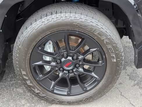 Used 2024 Toyota Sequoia Platinum w/ TRD Off-Road Package AWD/4WD image 9