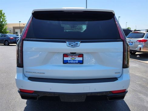 Used 2021 Cadillac Escalade Sport Platinum image 13