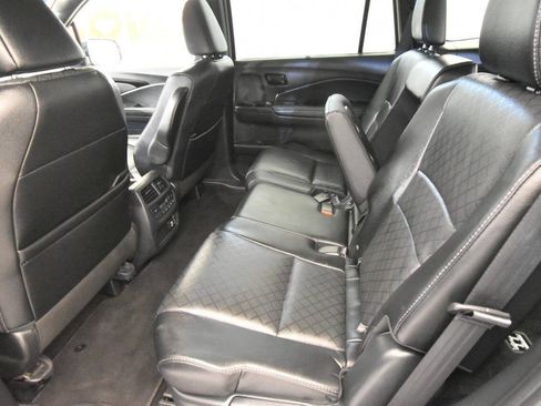 Used 2023 Honda Passport Elite image 17
