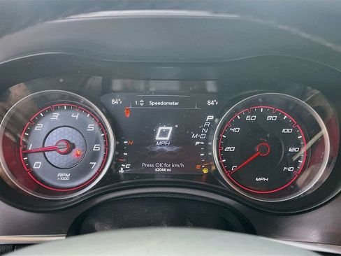 Used 2022 Dodge Charger SXT RWD image 12