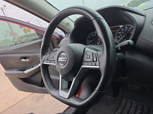 Used 2021 Nissan Sentra SR w/ Lighting Package FWD image 13