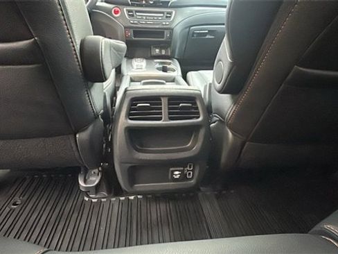 Used 2023 Honda Passport TrailSport image 32