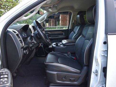 Used 2024 RAM 2500 Laramie w/ Safety Group AWD/4WD image 8
