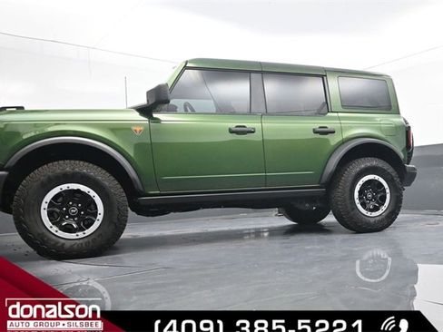 Used 2025 Ford Bronco Badlands w/ Sasquatch Package image 14