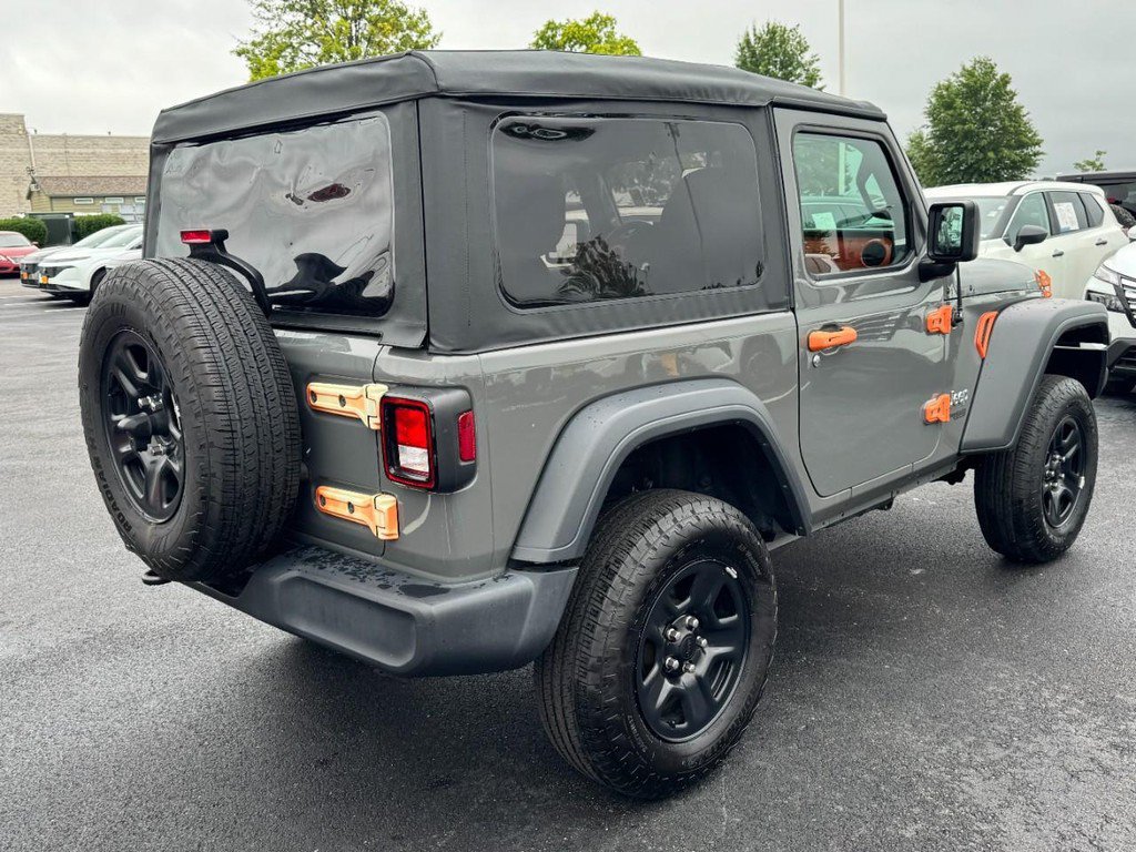 Used 2020 Jeep Wrangler Sport AWD/4WD image 3