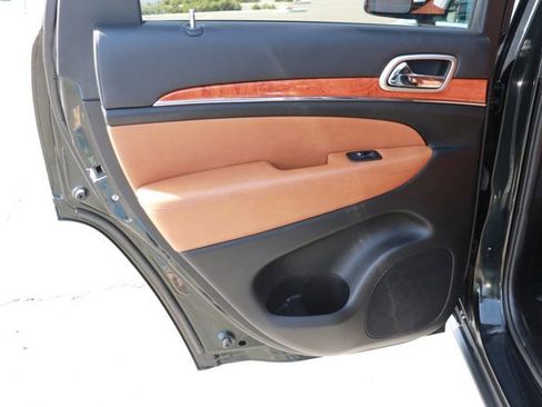 Used 2013 Jeep Grand Cherokee Overland w/ Advance Technology Group image 15