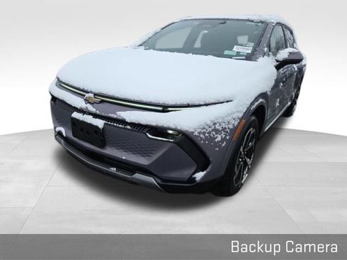 Used 2025 Chevrolet Equinox EV LT w/ Convenience Package image 5