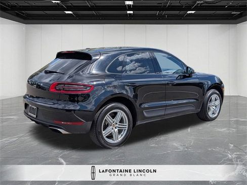 Used 2018 Porsche Macan Sport Edition image 5