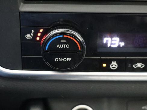 Used 2023 Nissan Rogue SV w/ SV Premium B Package image 26