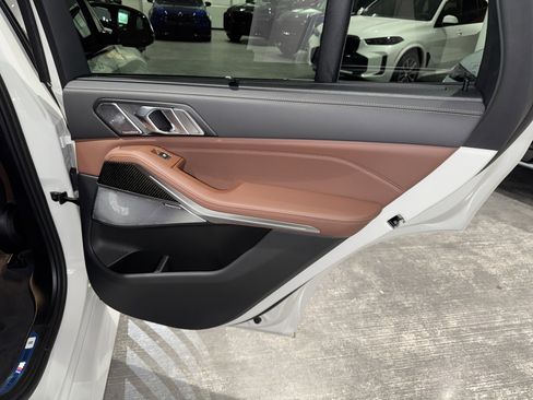 New 2026 BMW X5 M60i image 10