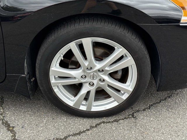 Used 2015 Nissan Altima 3.5 SL FWD image 5