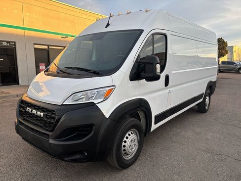 Used 2023 RAM ProMaster 2500 image 7