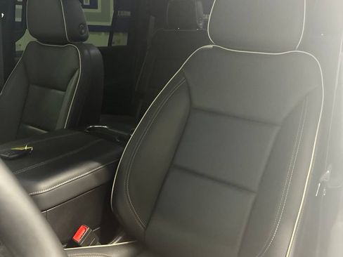 Used 2025 GMC Yukon XL Elevation w/ LPO, Elevation Black Package AWD/4WD image 16