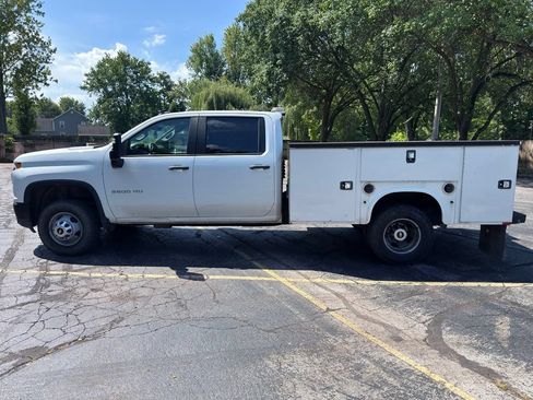 Used 2021 Chevrolet Silverado 3500 W/T w/ WT Convenience Package AWD/4WD image 14