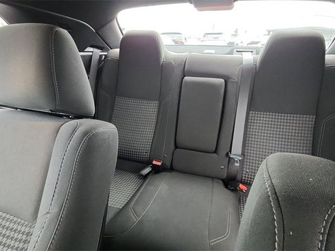 Used 2019 Dodge Challenger SXT image 25