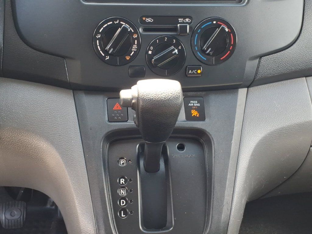 Used 2021 Nissan NV200 S FWD image 8