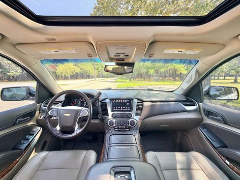Used 2020 Chevrolet Tahoe Premier AWD/4WD image 2