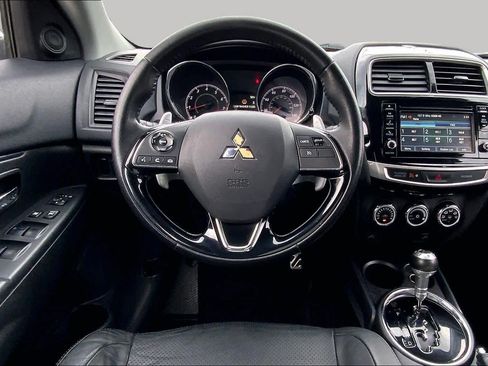 Used 2017 Mitsubishi Outlander Sport SEL FWD image 6