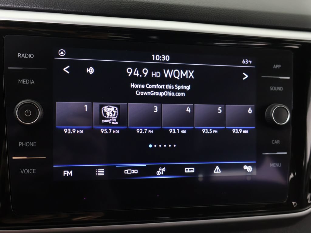 Used 2022 Volkswagen Atlas Cross Sport SE FWD image 44