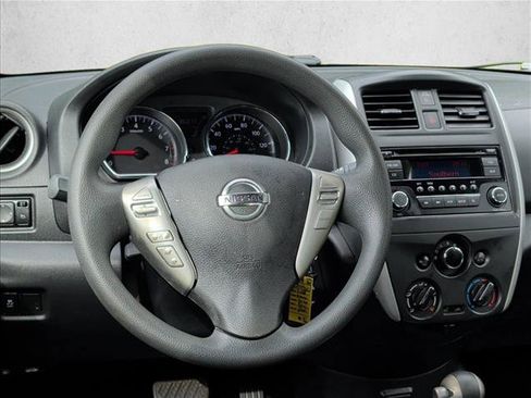 Used 2018 Nissan Versa SV FWD image 12