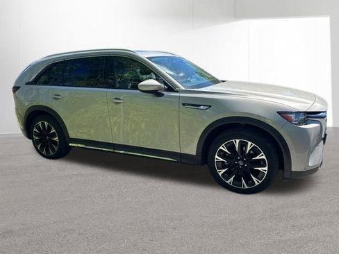 Used 2024 MAZDA CX-90 Plug-In Hybrid w/ Premium Pkg AWD/4WD image 2