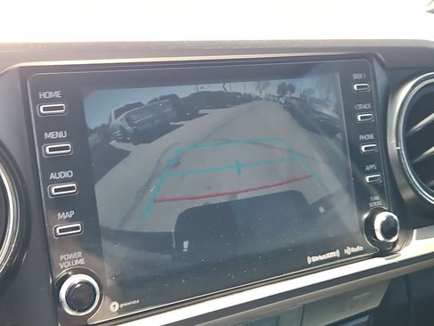 Used 2021 Toyota Tacoma SR5 w/ Trail Edition AWD/4WD image 19