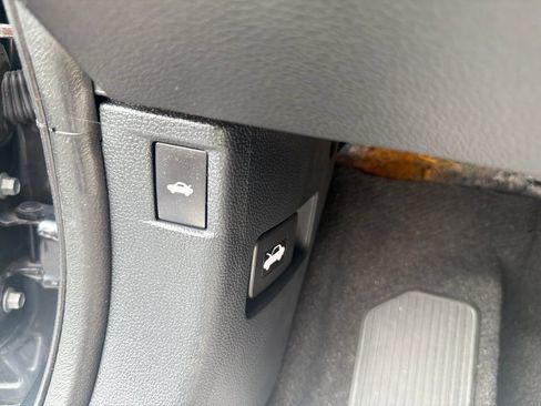 Used 2023 Honda Accord Touring image 36