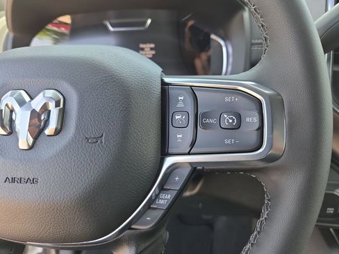 New 2026 RAM 2500 Laramie AWD/4WD image 25
