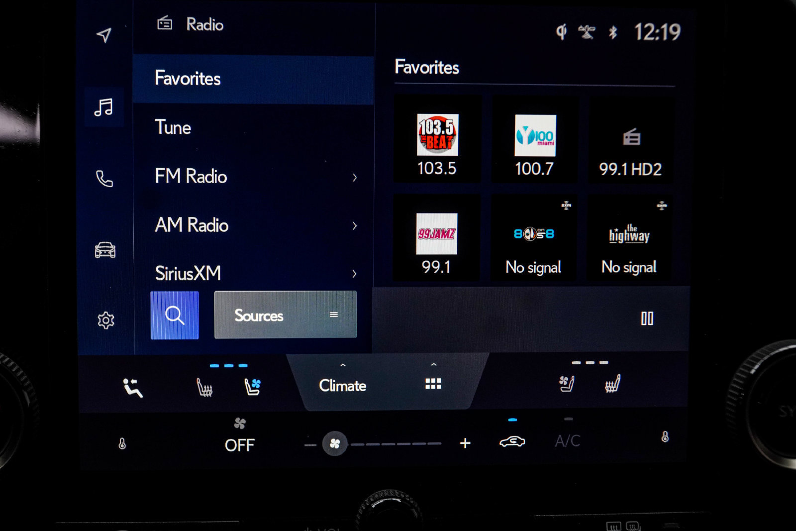 Used 2025 Lexus NX 250 FWD w/ Accessory Package (2T) image 26