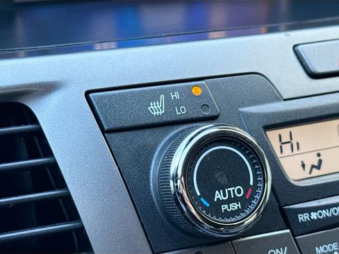 Used 2015 Honda Odyssey EX-L image 19